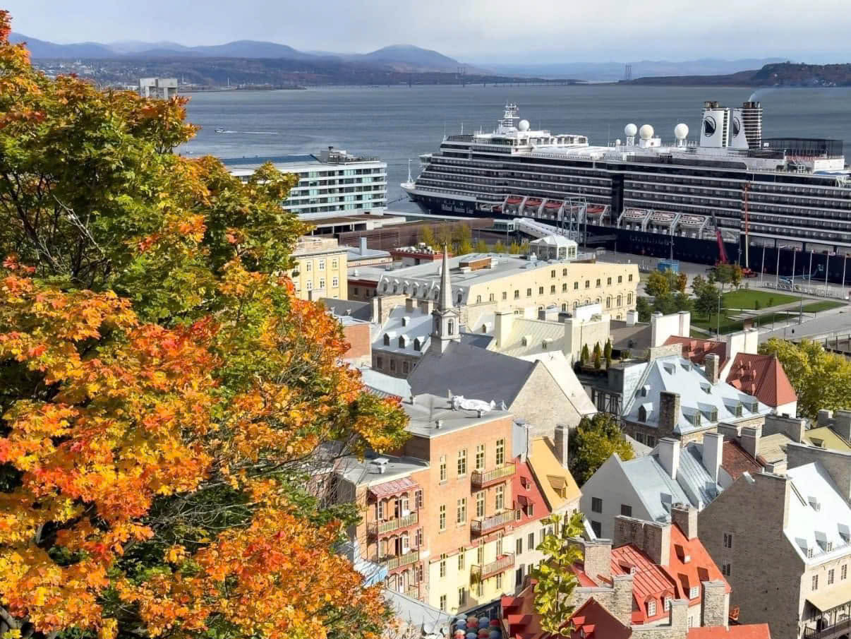 Bức tranh mùa Thu tại Quebec, Canada