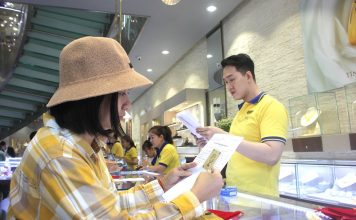 Giá vàng SJC tăng gần 1 triệu đồng/lượng