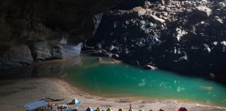 Tour khám phá hang Sơn Đoòng kín chỗ đến hết năm 2027
