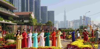 Điểm check-in mới mùa Tết của người dân TPHCM