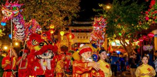 Hơi thở Tết xưa lan khắp Hội An và vùng ven