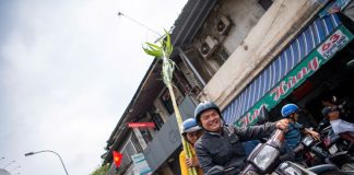 ‘Mía vàng’ đắt hàng ngày vía Ngọc Hoàng