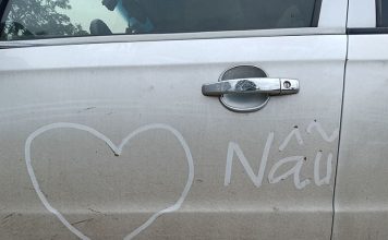 Có những thứ không bị lũ cuốn đi!