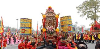 Du xuân qua 8 lễ hội truyền thống miền Bắc