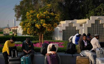 Doanh nghiệp du lịch được yêu cầu dừng tour đến khu vực xung đột