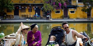 Từ concert quốc gia đến công nghiệp văn hóa