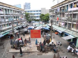 Chung cư cấp D chạy đua ‘giải cứu’ trước áp lực thời gian